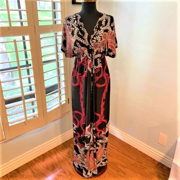 123 USA Dresses & Skirts - GORGEOUS MAXI DRESS!